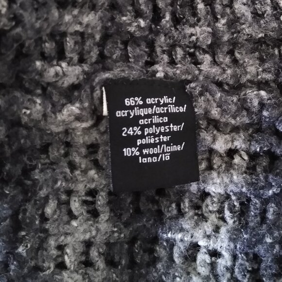 Calvin Klein Jeans Gray Turtleneck Sweater Size Small - Picture 4 of 6